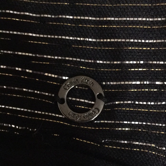 Black Calvin Klein scarf - Picture 3 of 3